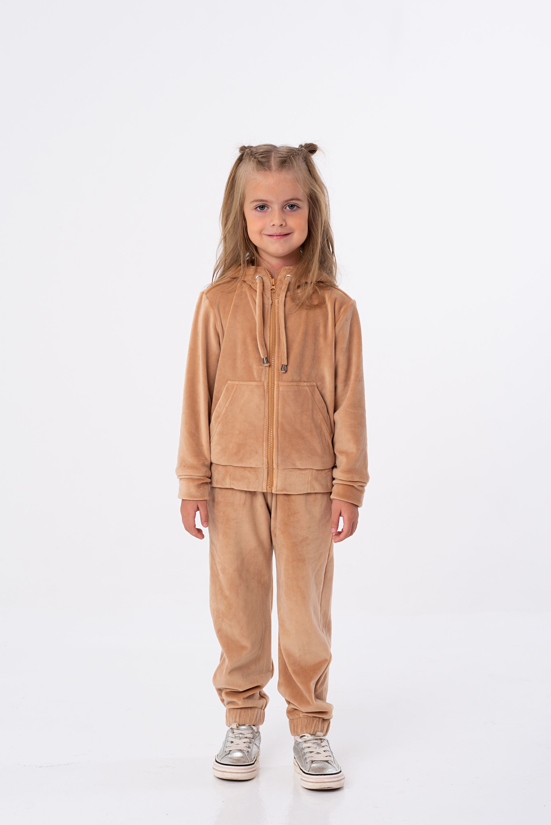 Velor suit with fur beige