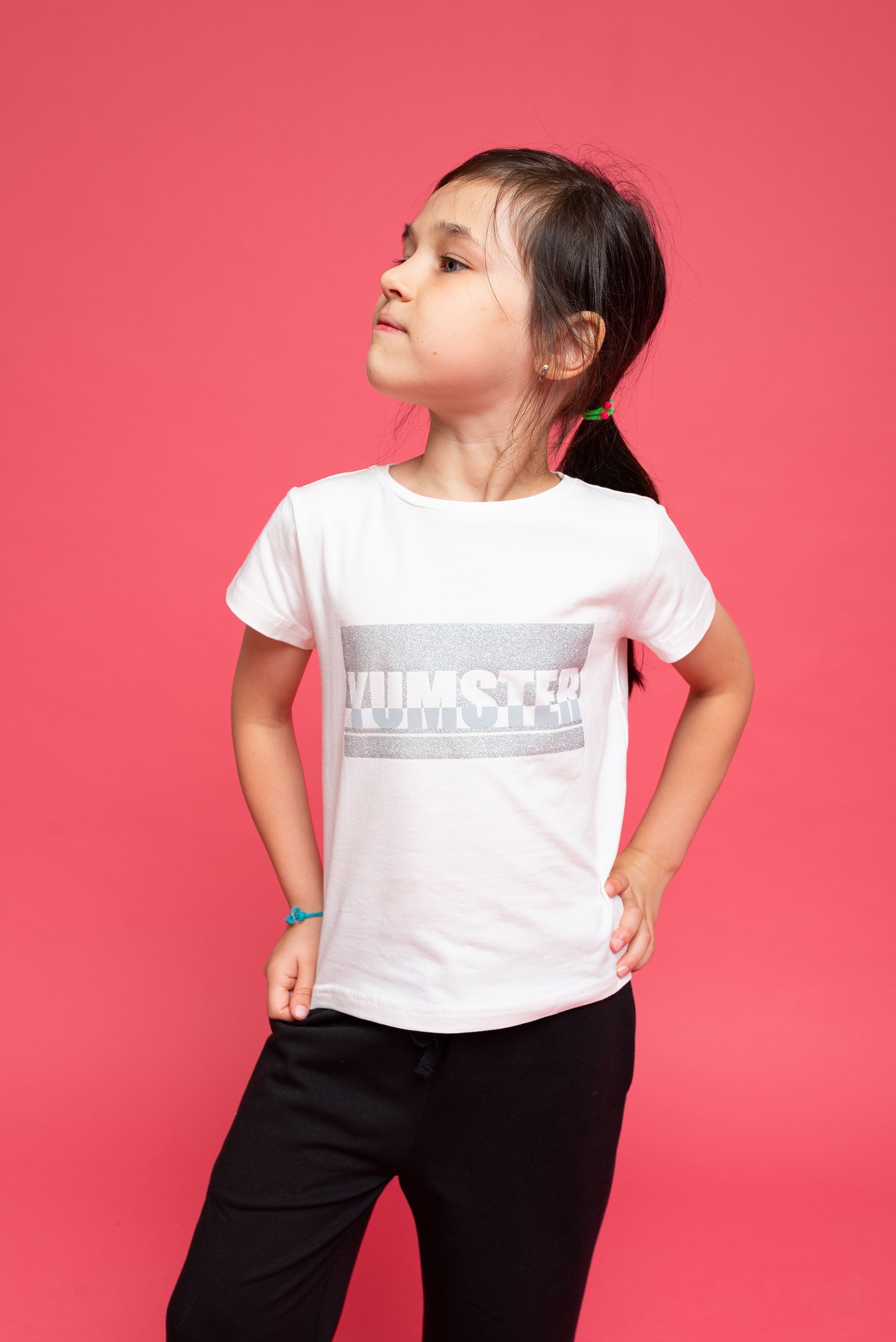 Milk T-shirt with Yumster print