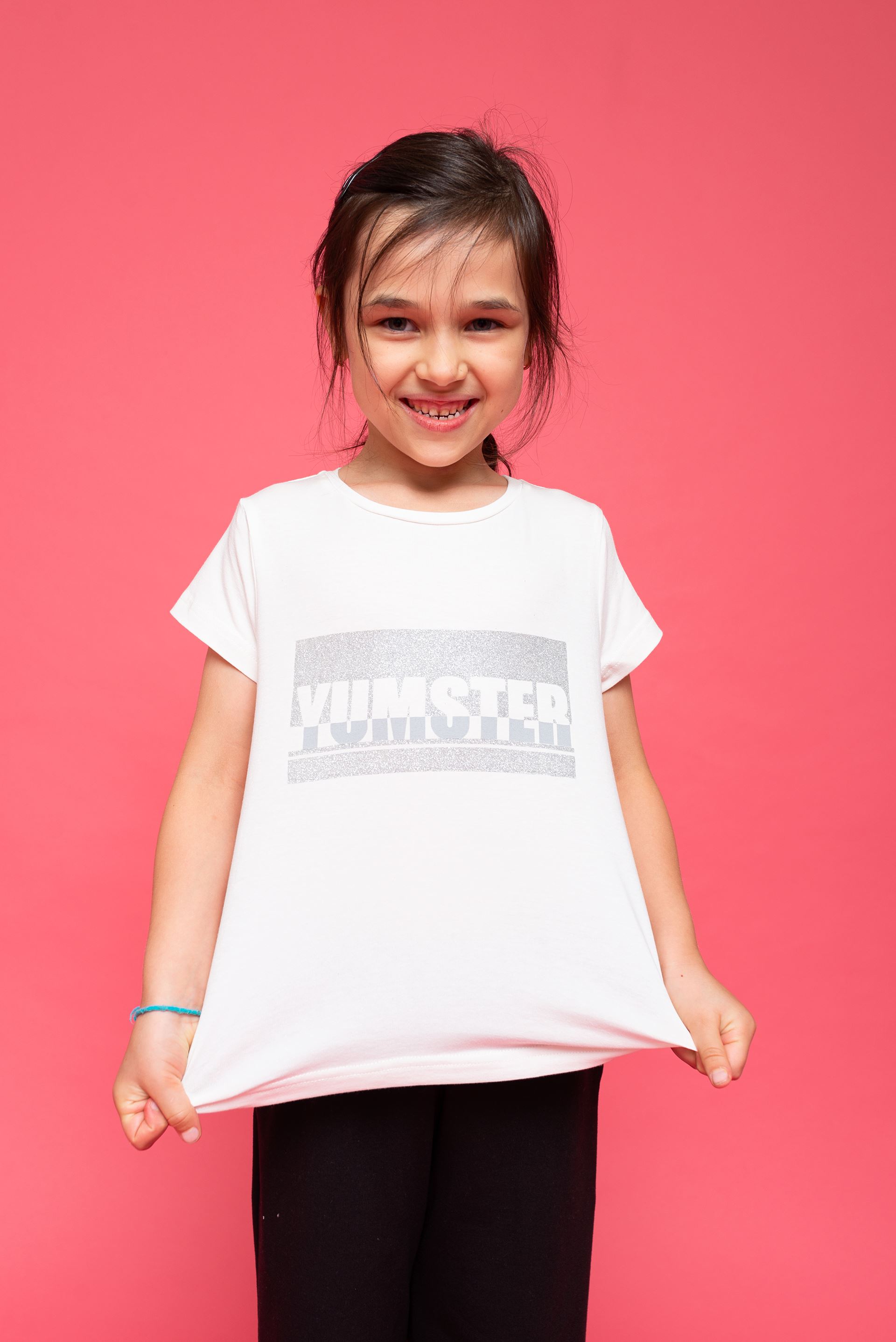 Milk T-shirt with Yumster print