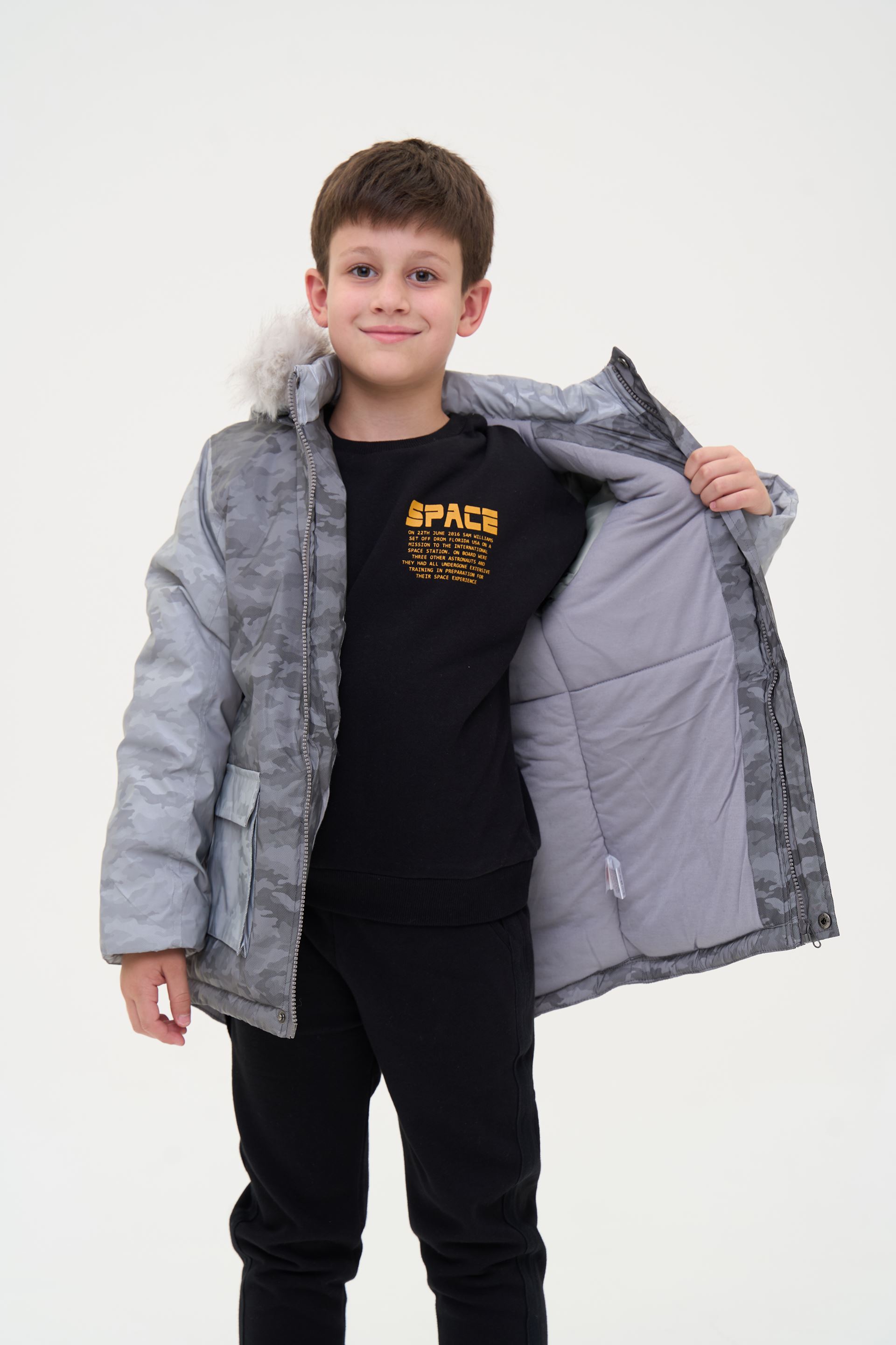 Warm children's jacket with a fur hood, gray camouflage