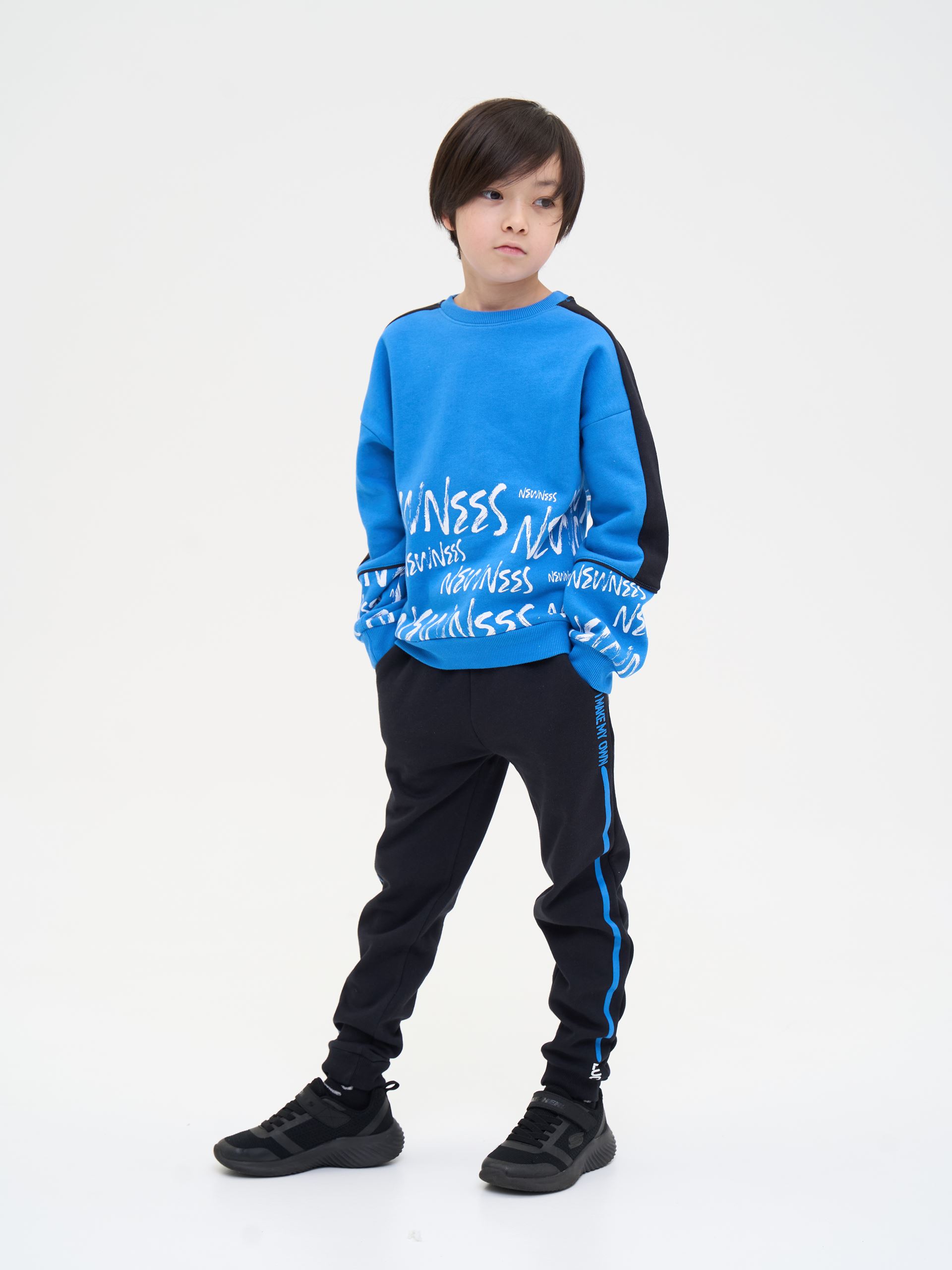 Sweatshirt blue with black inserts, fleece
