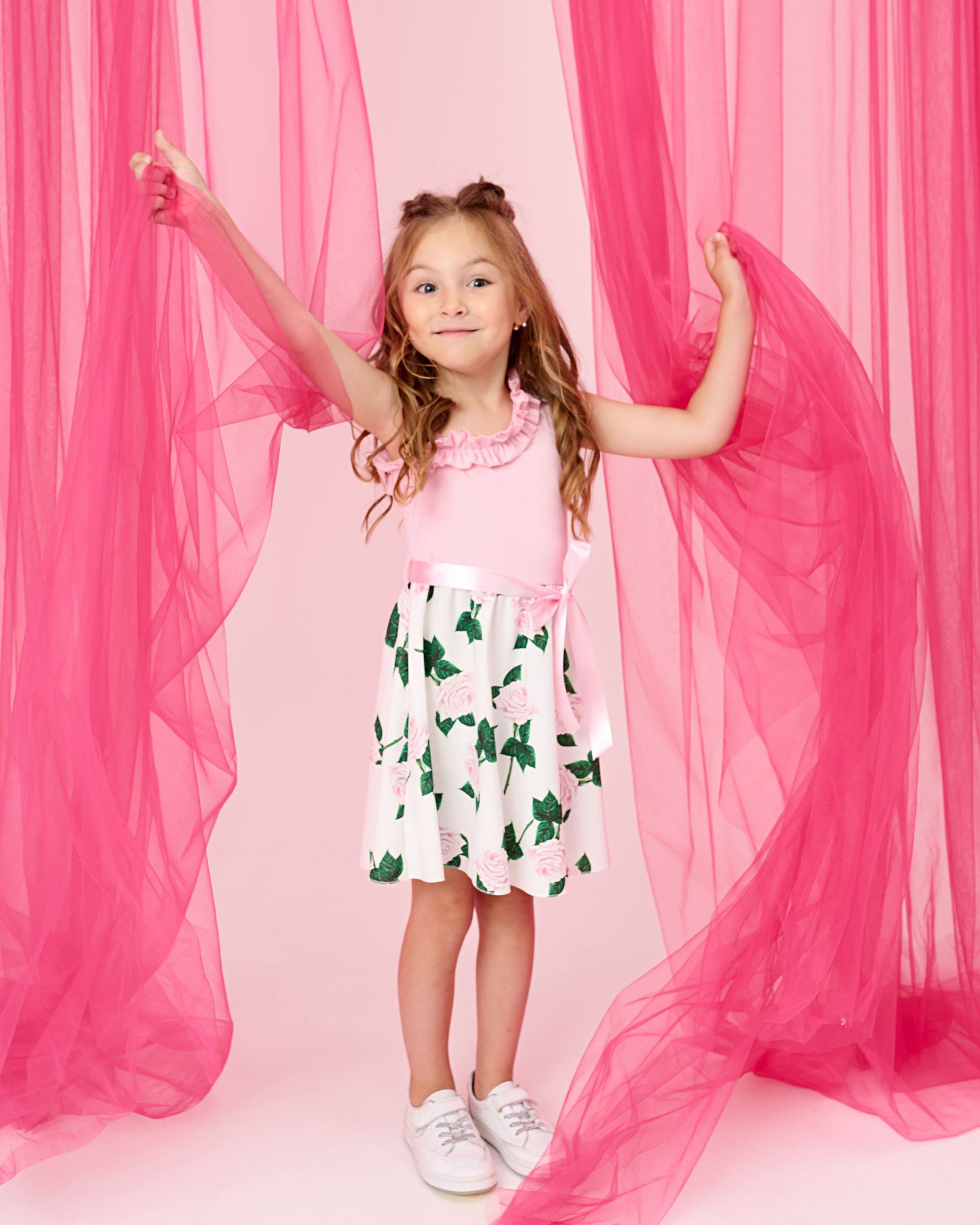 Pink open shoulder sundress + chain bag