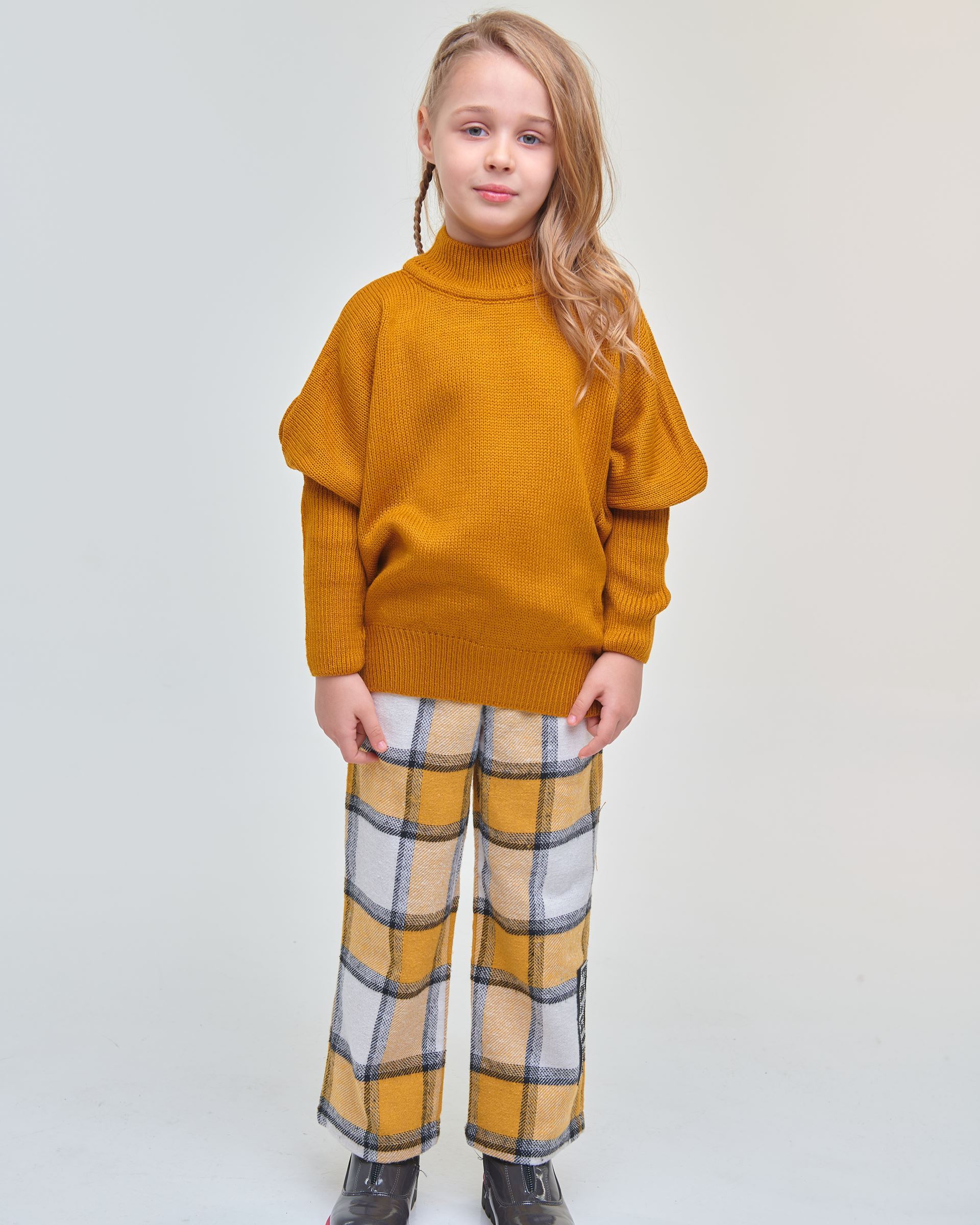 Knitted sweater for girls dark yellow